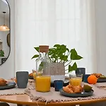 La Nimoise T2 Avec Climatisation Et Netflix Centre شقة *