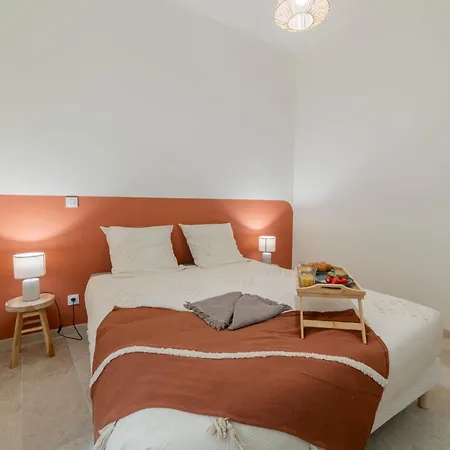 La Nimoise T2 Avec Climatisation Et Netflix Centre Apartmán Nîmes
